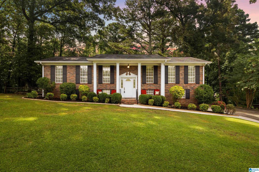 1030 ALABAMA AVENUE, Oneonta, AL 35121