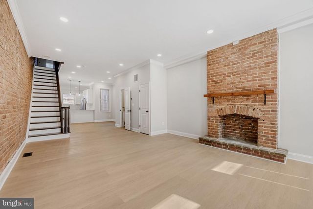 2328 E BALTIMORE ST, Baltimore, MD 21224