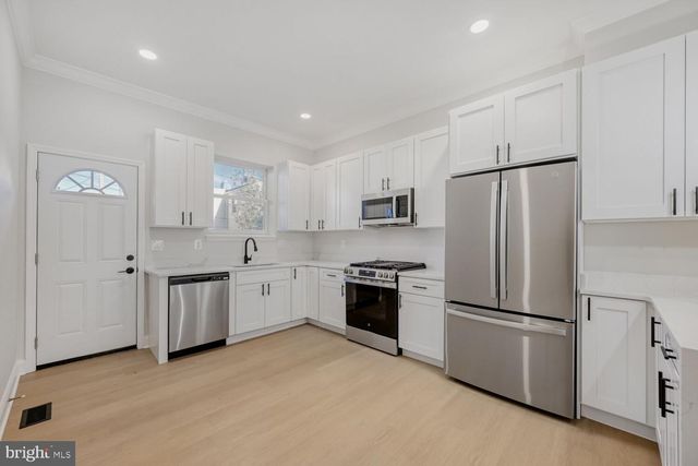 2328 E BALTIMORE ST, Baltimore, MD 21224