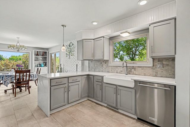 47233 CR 380, Grand Junction, MI 49056