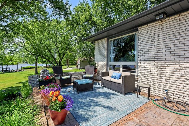 47233 CR 380, Grand Junction, MI 49056