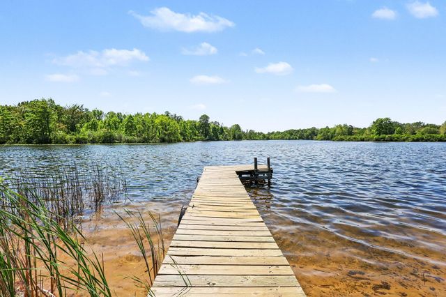 47233 CR 380, Grand Junction, MI 49056