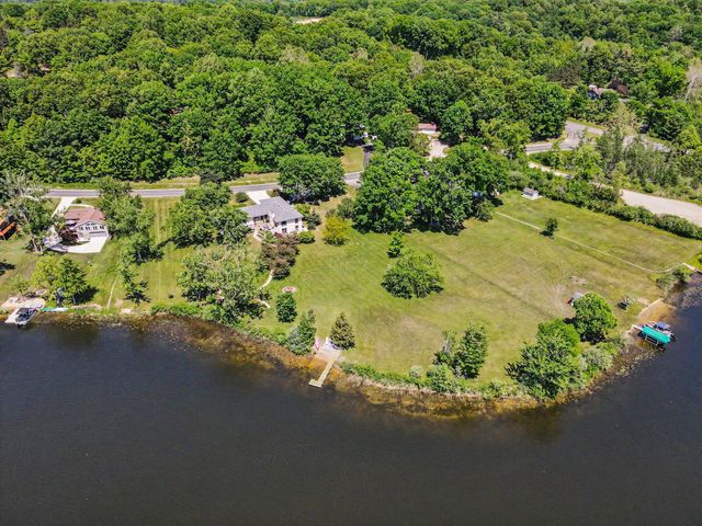 47233 CR 380, Grand Junction, MI 49056