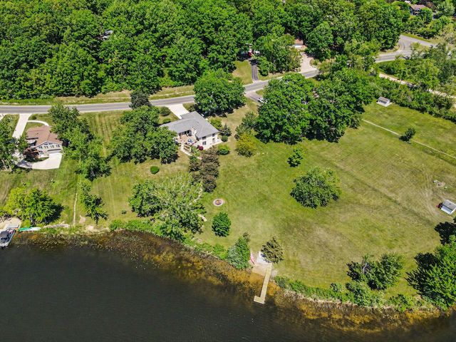 47233 CR 380, Grand Junction, MI 49056