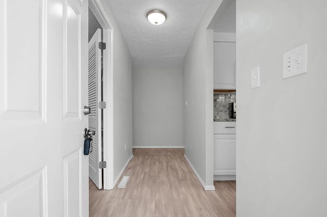 5563 Madrid Drive, Westerville, OH 43081