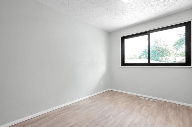 5563 Madrid Drive, Westerville, OH 43081