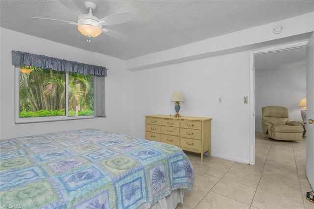190 Palm DR 3085, Naples, FL 34112