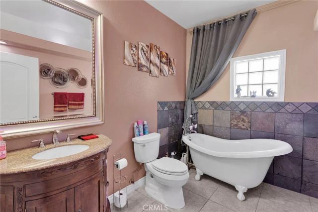 17715 Vista Point, Victorville, CA 92395