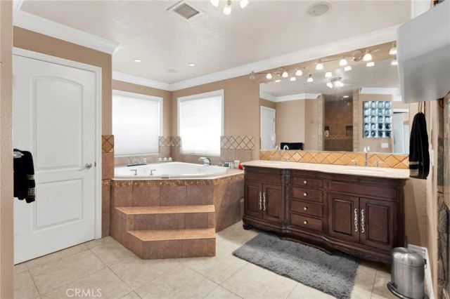 17715 Vista Point, Victorville, CA 92395