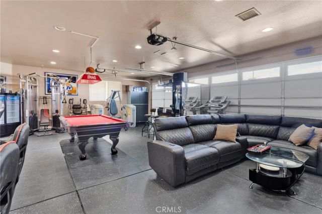 17715 Vista Point, Victorville, CA 92395