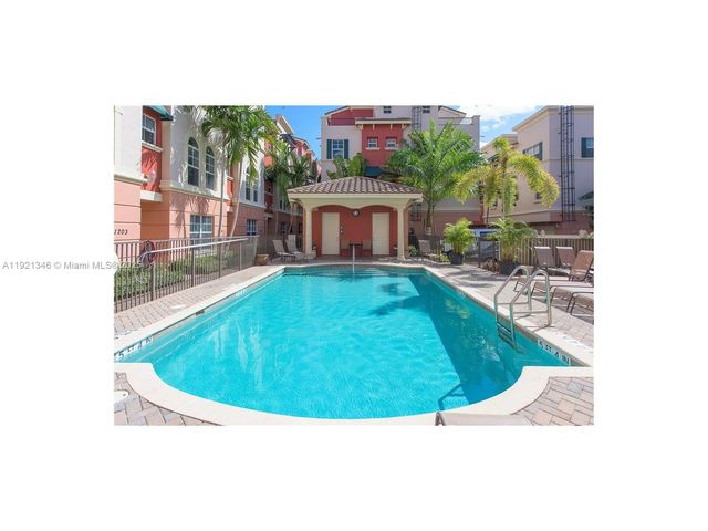 1033 NE 17th Way 1604, Fort Lauderdale, FL 33304