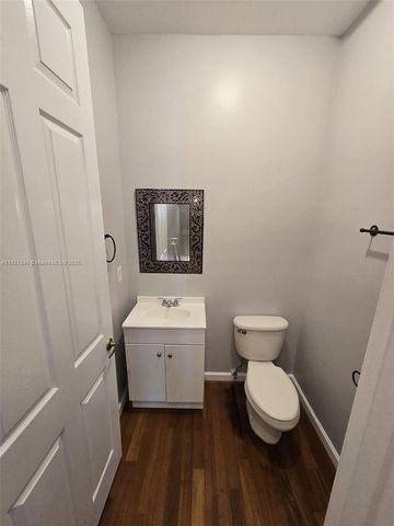 1033 NE 17th Way 1604, Fort Lauderdale, FL 33304