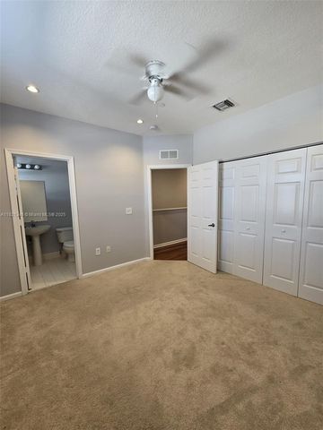 1033 NE 17th Way 1604, Fort Lauderdale, FL 33304