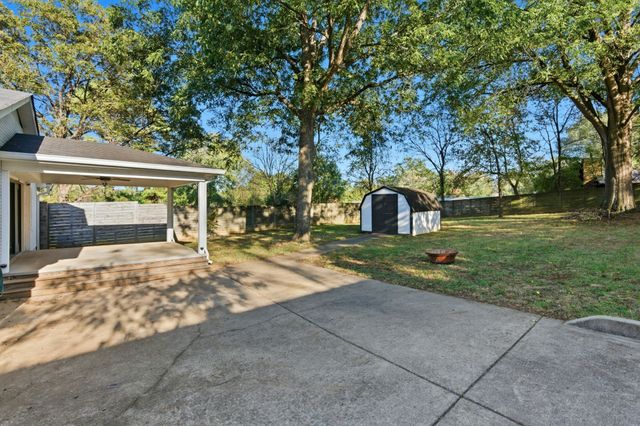512 Bismark Dr, Nashville, TN 37210