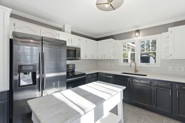 512 Bismark Dr, Nashville, TN 37210