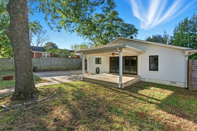 512 Bismark Dr, Nashville, TN 37210