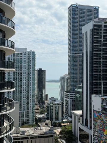 55 SW 9th St 2703, Miami, FL 33130