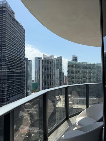 55 SW 9th St 2703, Miami, FL 33130