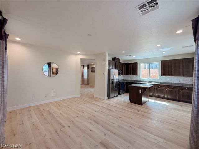 10150 Glen Aire Avenue, Las Vegas, NV 89148