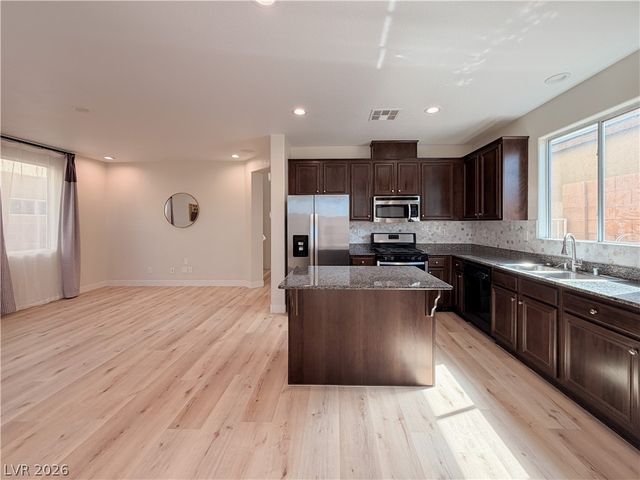 10150 Glen Aire Avenue, Las Vegas, NV 89148