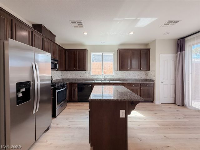 10150 Glen Aire Avenue, Las Vegas, NV 89148
