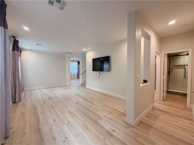 10150 Glen Aire Avenue, Las Vegas, NV 89148