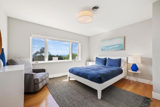 734 Stafford Place, San Diego, CA 92107