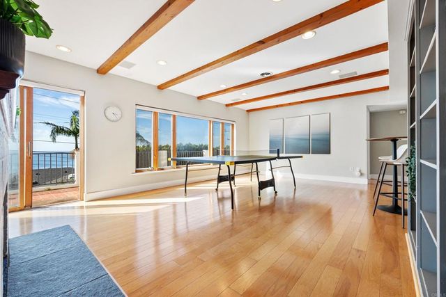 734 Stafford Place, San Diego, CA 92107