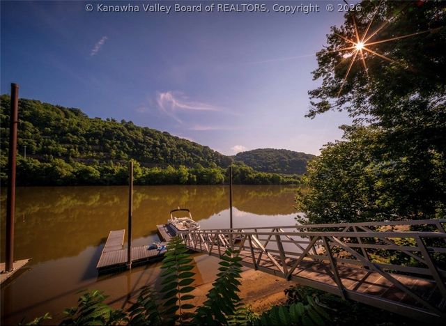 3815 Kanawha Avenue, Charleston, WV 25304