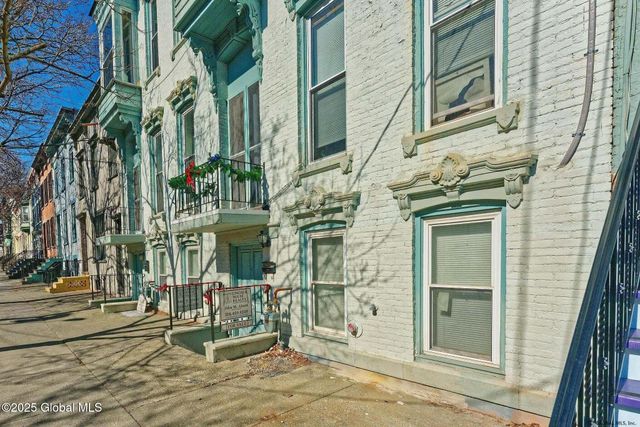 173 Lancaster Street, Albany, NY 12210