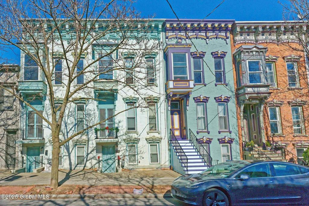 173 Lancaster Street, Albany, NY 12210
