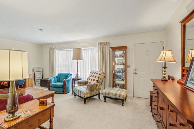 418 Larkspur Avenue, Portage, MI 49002