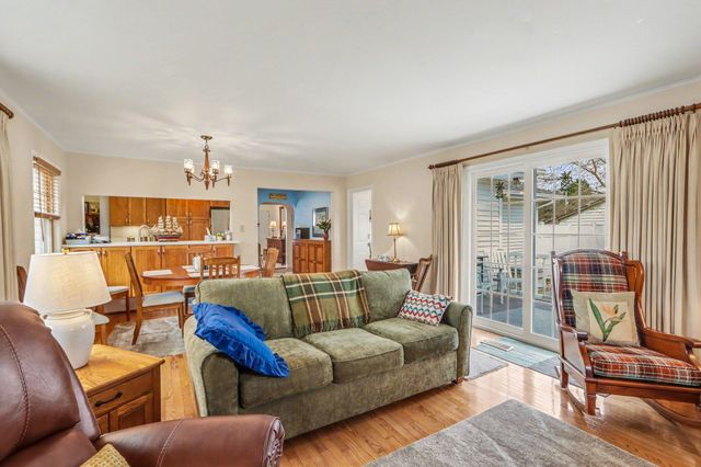 418 Larkspur Avenue, Portage, MI 49002