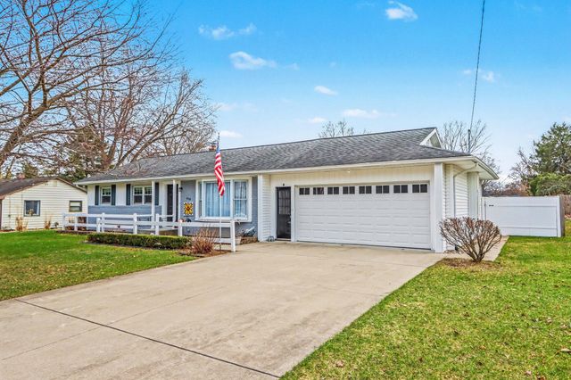 418 Larkspur Avenue, Portage, MI 49002