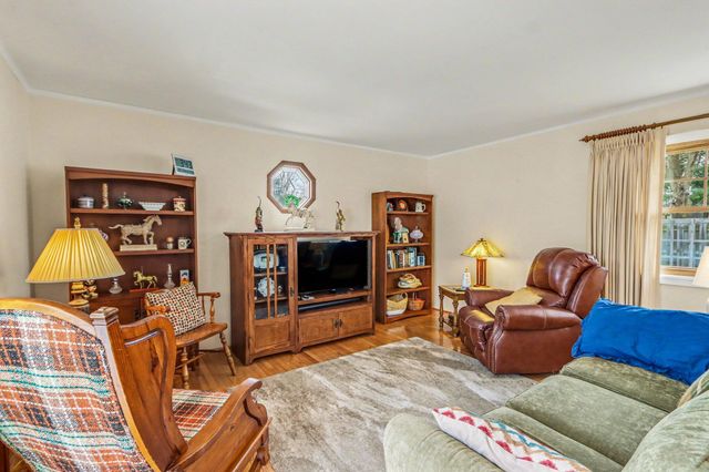 418 Larkspur Avenue, Portage, MI 49002