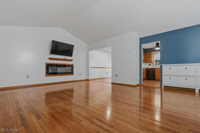 1804 29th Street, Vienna, WV 26105