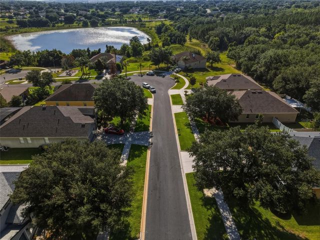 1893 SANDERLING DRIVE, Clermont, FL 34711