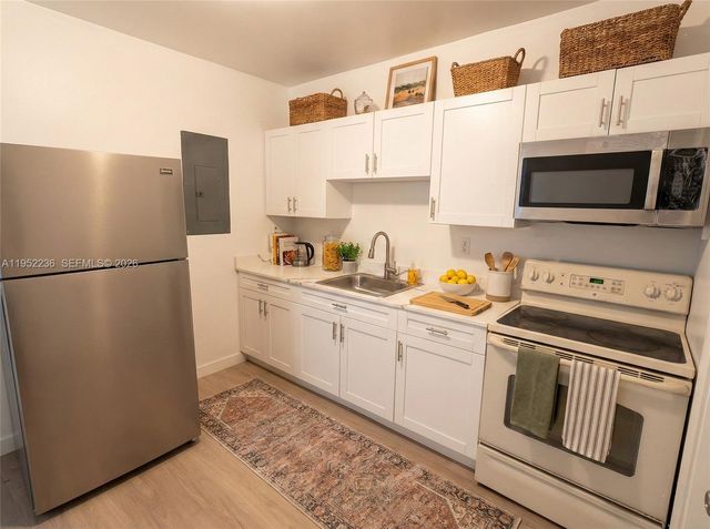 3333 NW 43rd Ter 3333, Miami, FL 33142