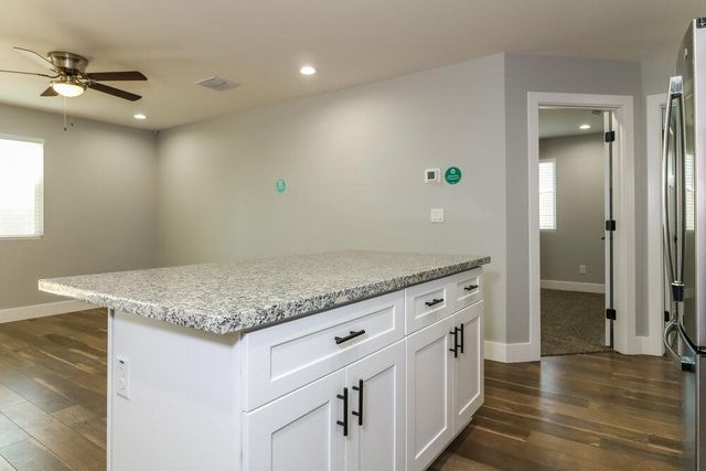 3865 W Gaby Road, Phoenix, AZ 85041