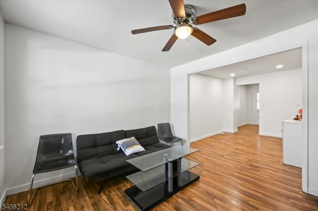 270 Sitgreaves St, Phillipsburg Town, NJ 08865