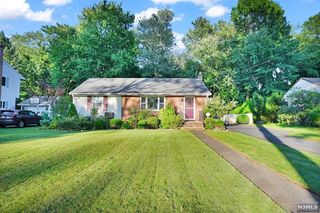 43 Hazelhurst Avenue, Glen Rock, NJ 07452