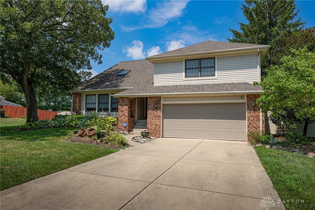 10055 Mallet Drive, Dayton, OH 45458