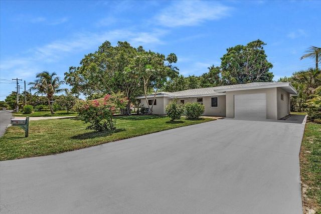 902 GARNETT Street, Lantana, FL 33462