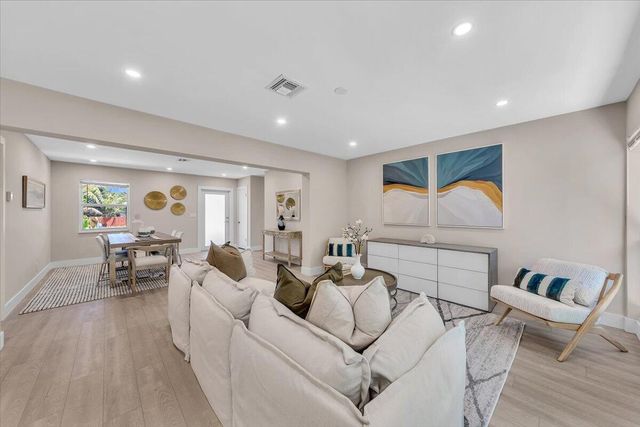 902 GARNETT Street, Lantana, FL 33462