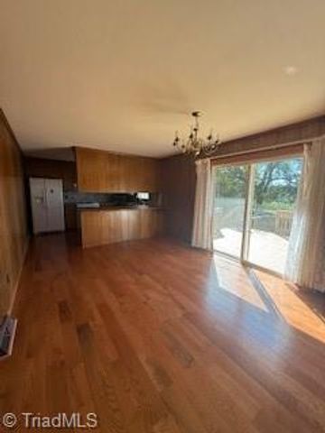 312 Foxcroft Drive, Lexington, NC 27292