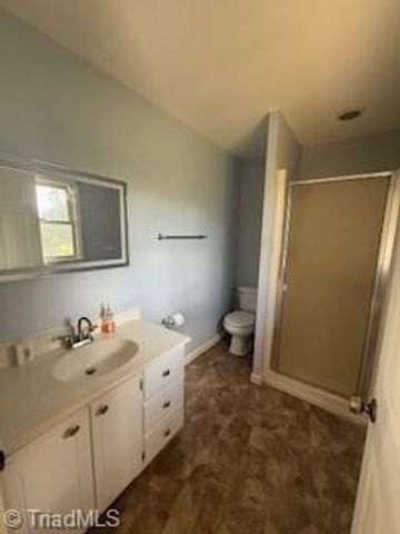 312 Foxcroft Drive, Lexington, NC 27292