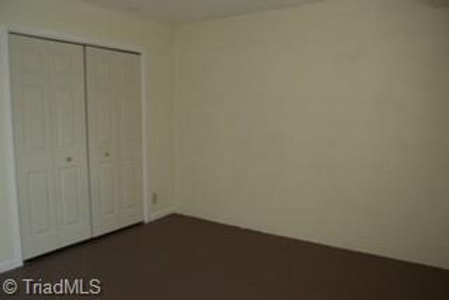 312 Foxcroft Drive, Lexington, NC 27292