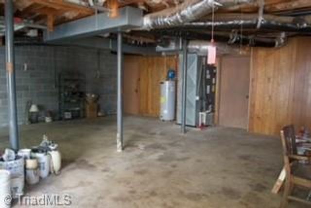 312 Foxcroft Drive, Lexington, NC 27292