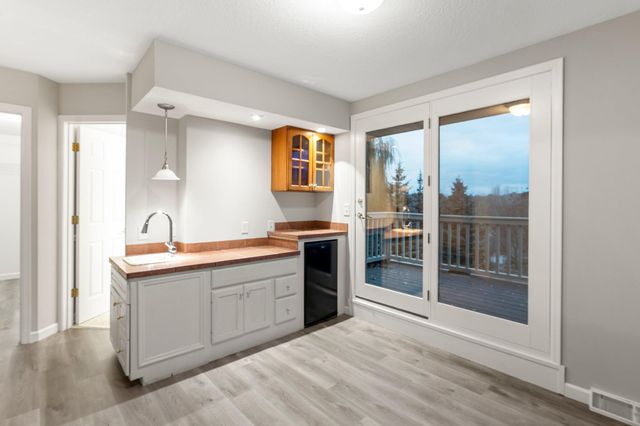 508 Chapel Court, Eagan, MN 55121