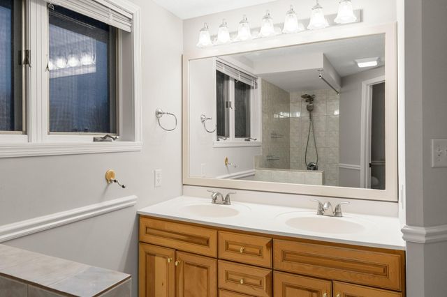 508 Chapel Court, Eagan, MN 55121